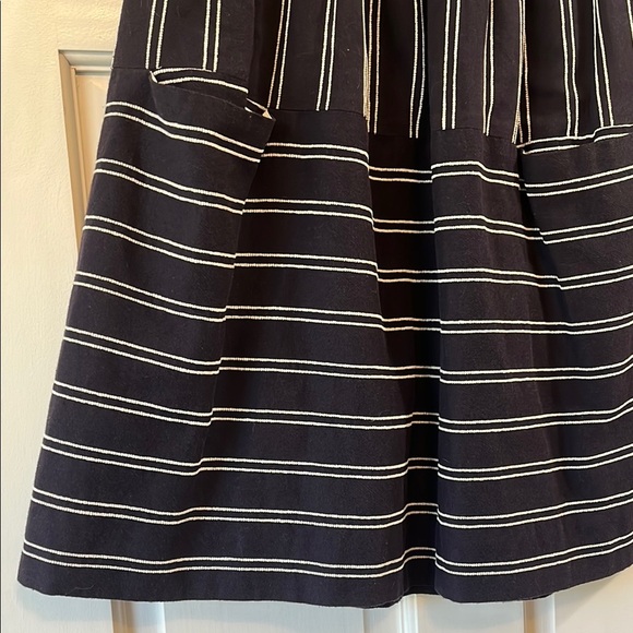 Maeve Navy A Line Mini Skirt w/ White Stitching Stripes - Size 4 - Picture 4 of 13
